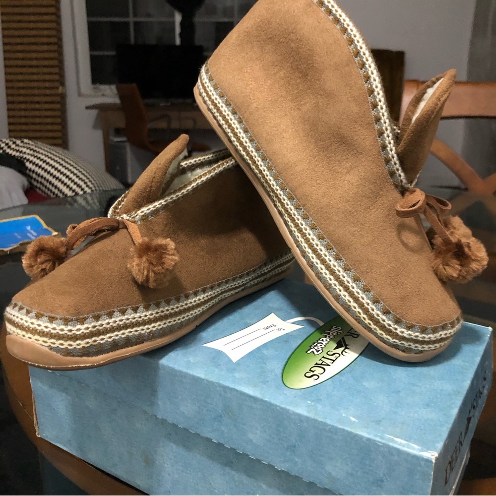 NWT- Deer Stags Slippers Slipperooz 9M Brown